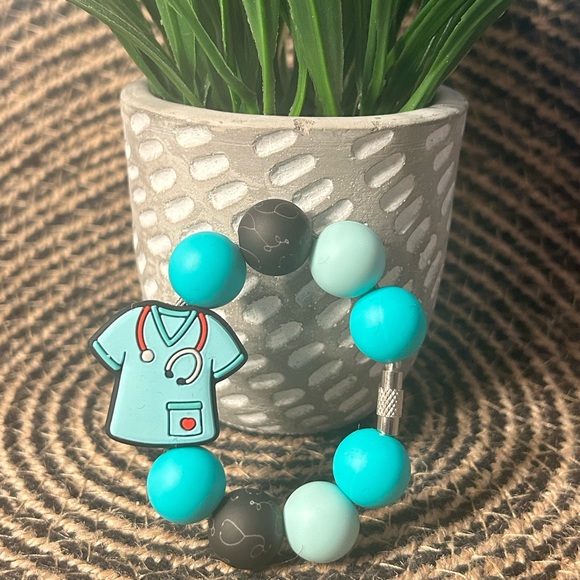 Scrub Tumbler Charm - Picture 1 of 1